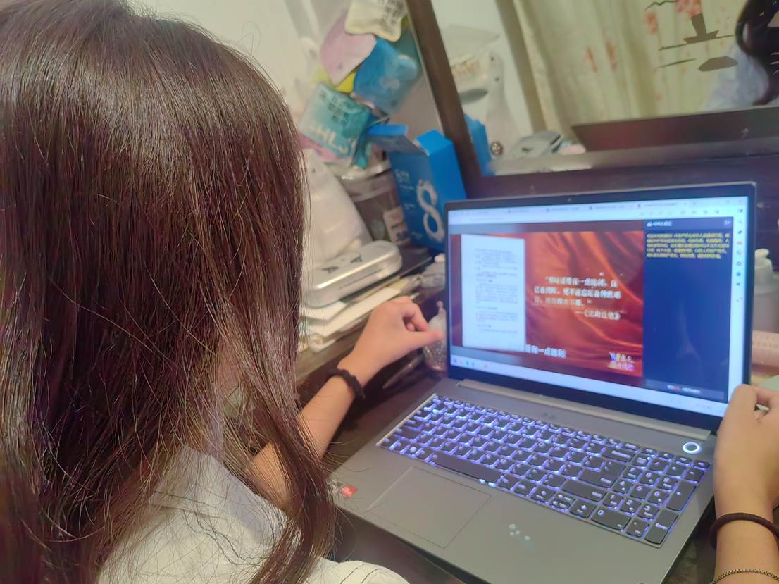 图示, 示意图
中度可信度描述已自动生成